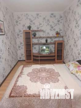 2-к квартира, посуточно, 45м2, 1/5 этаж
