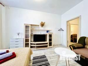 1-к квартира, посуточно, 43м2, 4/9 этаж