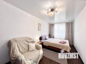 1-к квартира, посуточно, 47м2, 1/1 этаж