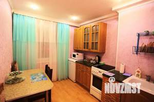 2-к квартира, посуточно, 45м2, 10/10 этаж
