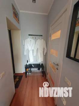 Студия квартира, посуточно, 35м2, 2/5 этаж