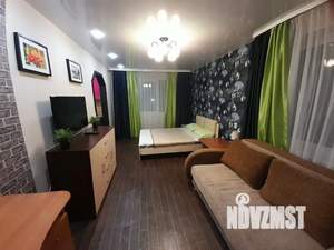 1-к квартира, посуточно, 33м2, 1/1 этаж