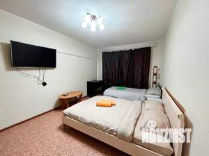 1-к квартира, посуточно, 36м2, 1/9 этаж