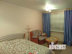 Студия квартира, посуточно, 32м2, 2/5 этаж