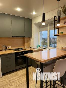 2-к квартира, посуточно, 40м2, 5/5 этаж