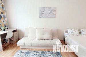 1-к квартира, посуточно, 41м2, 3/9 этаж