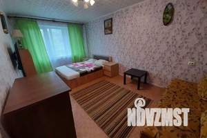 1-к квартира, посуточно, 33м2, 6/9 этаж