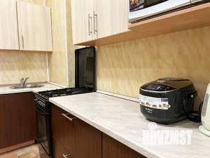 2-к квартира, посуточно, 48м2, 1/4 этаж