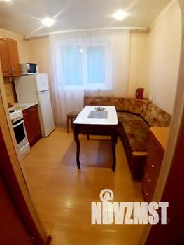 1-к квартира, посуточно, 33м2, 1/9 этаж