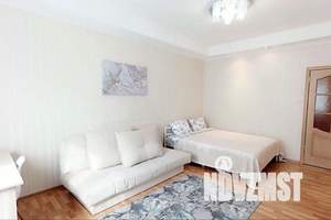 1-к квартира, посуточно, 41м2, 3/9 этаж