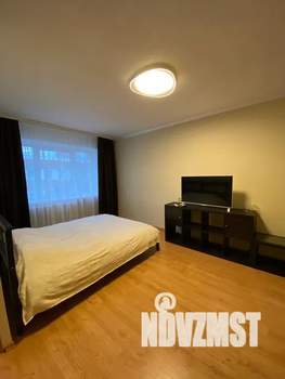 1-к квартира, посуточно, 32м2, 3/5 этаж