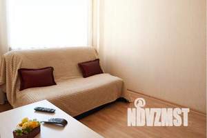 2-к квартира, посуточно, 47м2, 3/5 этаж