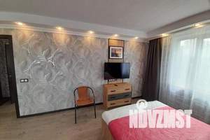 1-к квартира, посуточно, 33м2, 4/10 этаж