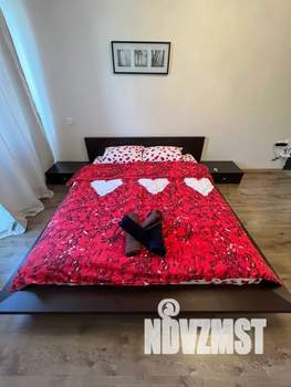 1-к квартира, посуточно, 40м2, 8/10 этаж