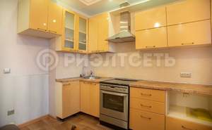 2-к квартира, вторичка, 56м2, 1/9 этаж