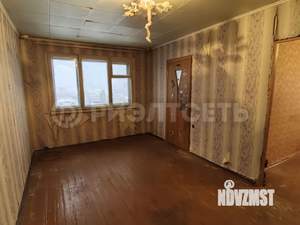 4-к квартира, вторичка, 60м2, 5/5 этаж