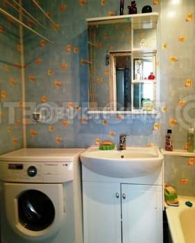2-к квартира, вторичка, 43м2, 5/5 этаж