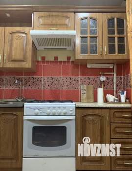 2-к квартира, вторичка, 42м2, 1/5 этаж