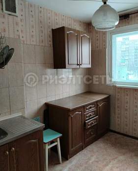 3-к квартира, вторичка, 61м2, 7/9 этаж