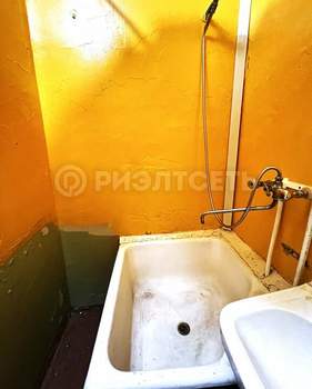 1-к квартира, вторичка, 17м2, 1/9 этаж