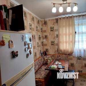 3-к квартира, вторичка, 58м2, 8/9 этаж