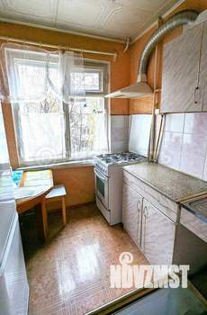 2-к квартира, вторичка, 48м2, 3/5 этаж