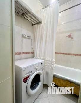 2-к квартира, вторичка, 58м2, 1/9 этаж