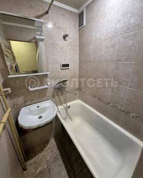 3-к квартира, вторичка, 61м2, 3/5 этаж