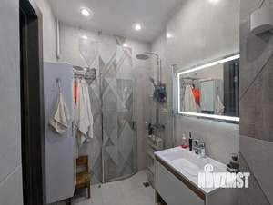 2-к квартира, вторичка, 56м2, 1/4 этаж