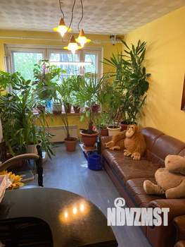 3-к квартира, вторичка, 56м2, 1/9 этаж