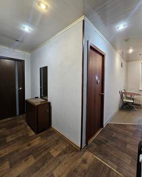 2-к квартира, вторичка, 42м2, 4/5 этаж