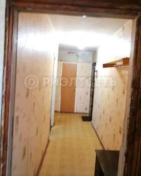 3-к квартира, вторичка, 59м2, 9/9 этаж