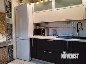 3-к квартира, вторичка, 57м2, 8/9 этаж