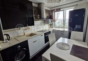 3-к квартира, вторичка, 65м2, 9/9 этаж