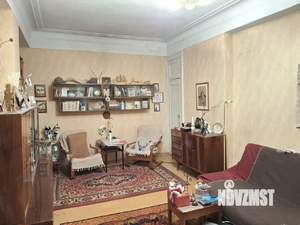 2-к квартира, вторичка, 64м2, 3/5 этаж