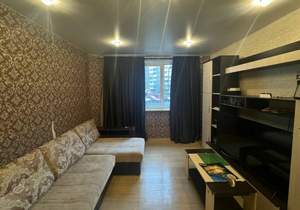 2-к квартира, вторичка, 57м2, 1/9 этаж