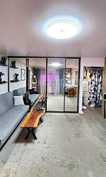 2-к квартира, вторичка, 44м2, 1/5 этаж