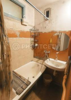 2-к квартира, вторичка, 46м2, 3/5 этаж