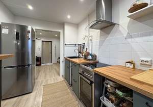 2-к квартира, вторичка, 58м2, 10/11 этаж