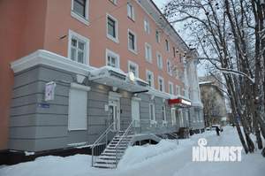 2-к квартира, вторичка, 60м2, 1/4 этаж