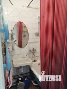 4-к квартира, вторичка, 64м2, 3/5 этаж