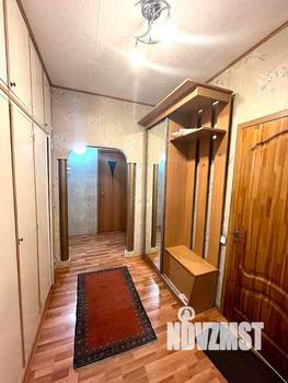 2-к квартира, вторичка, 56м2, 1/9 этаж