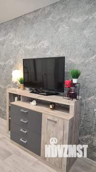 2-к квартира, вторичка, 57м2, 1/9 этаж