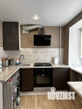 2-к квартира, вторичка, 42м2, 4/6 этаж