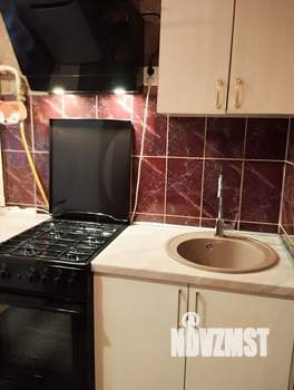 3-к квартира, вторичка, 48м2, 2/5 этаж