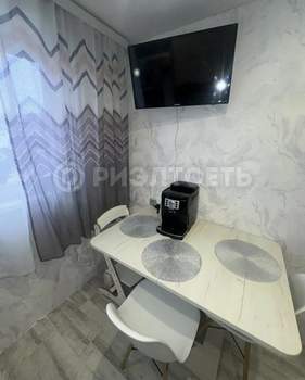 3-к квартира, вторичка, 61м2, 1/9 этаж