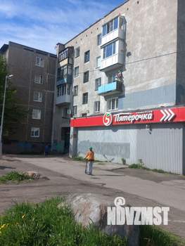 2-к квартира, вторичка, 49м2, 1/5 этаж
