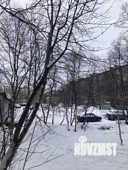 3-к квартира, вторичка, 61м2, 1/9 этаж