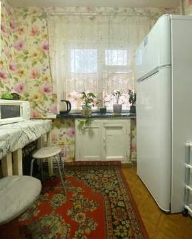 2-к квартира, вторичка, 43м2, 1/5 этаж