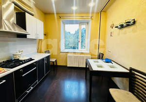 3-к квартира, вторичка, 82м2, 4/4 этаж
